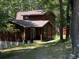The Fox Den - Image 5